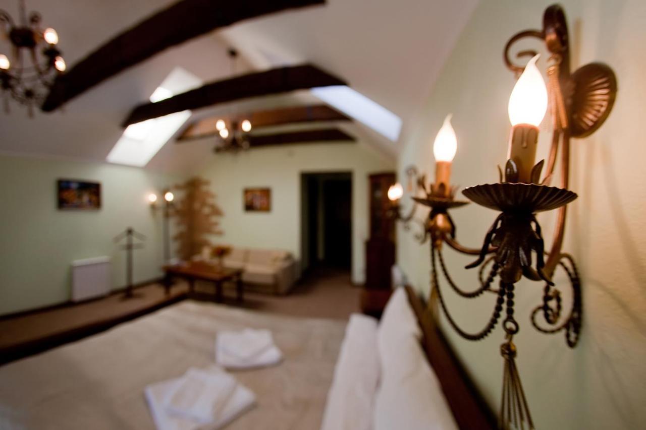 Villa Oselya Kiev Bagian luar foto